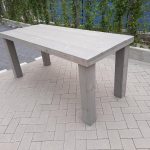 Tafel “Blokpoot” van Grey Wash steigerhout 76x210cm 6 tot 8 persoons tafel
