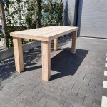 Tafel “Blokpoot” van Nieuw steigerhout 96x210cm 6 tot 8 persoons tafel