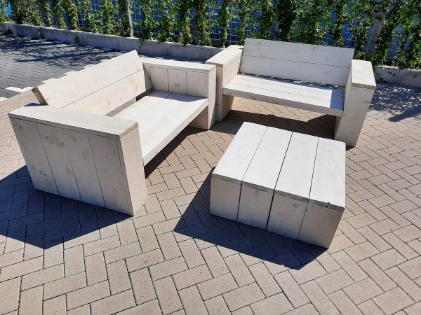 3 delige Loungeset "Garden Small" van White Wash steigerhout inclusief tafel 4 persoons