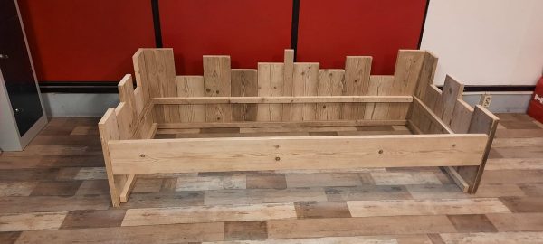 Bed ''Castle '' van Gebruikt steigerhout eenpersoonsbed 90x200cm