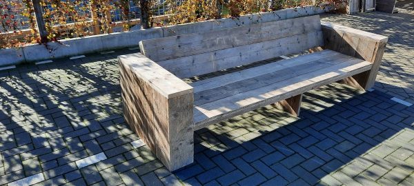 Loungebank "Garden" van Gebruikt steigerhout 240cm 4 persoons bank
